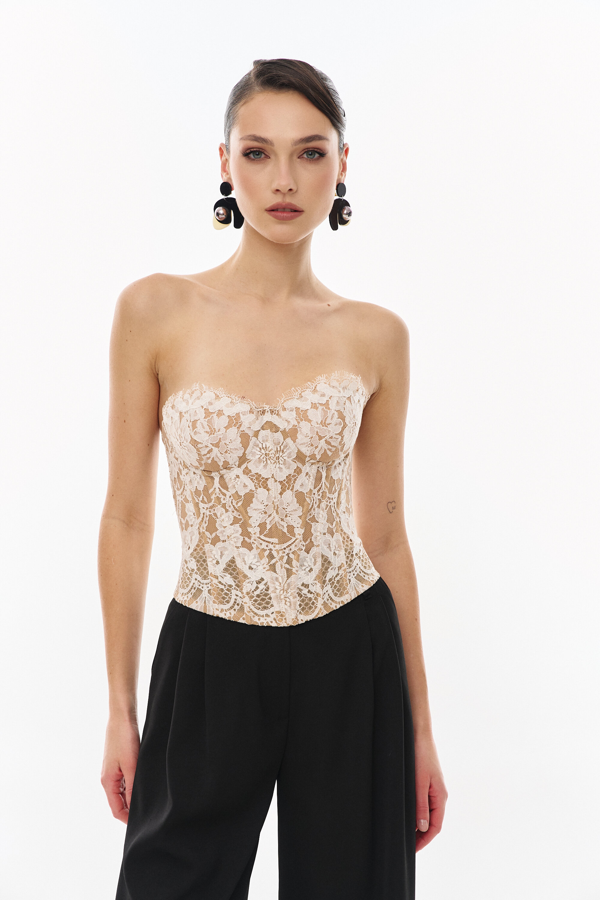 А2302-3а молочно-телесный